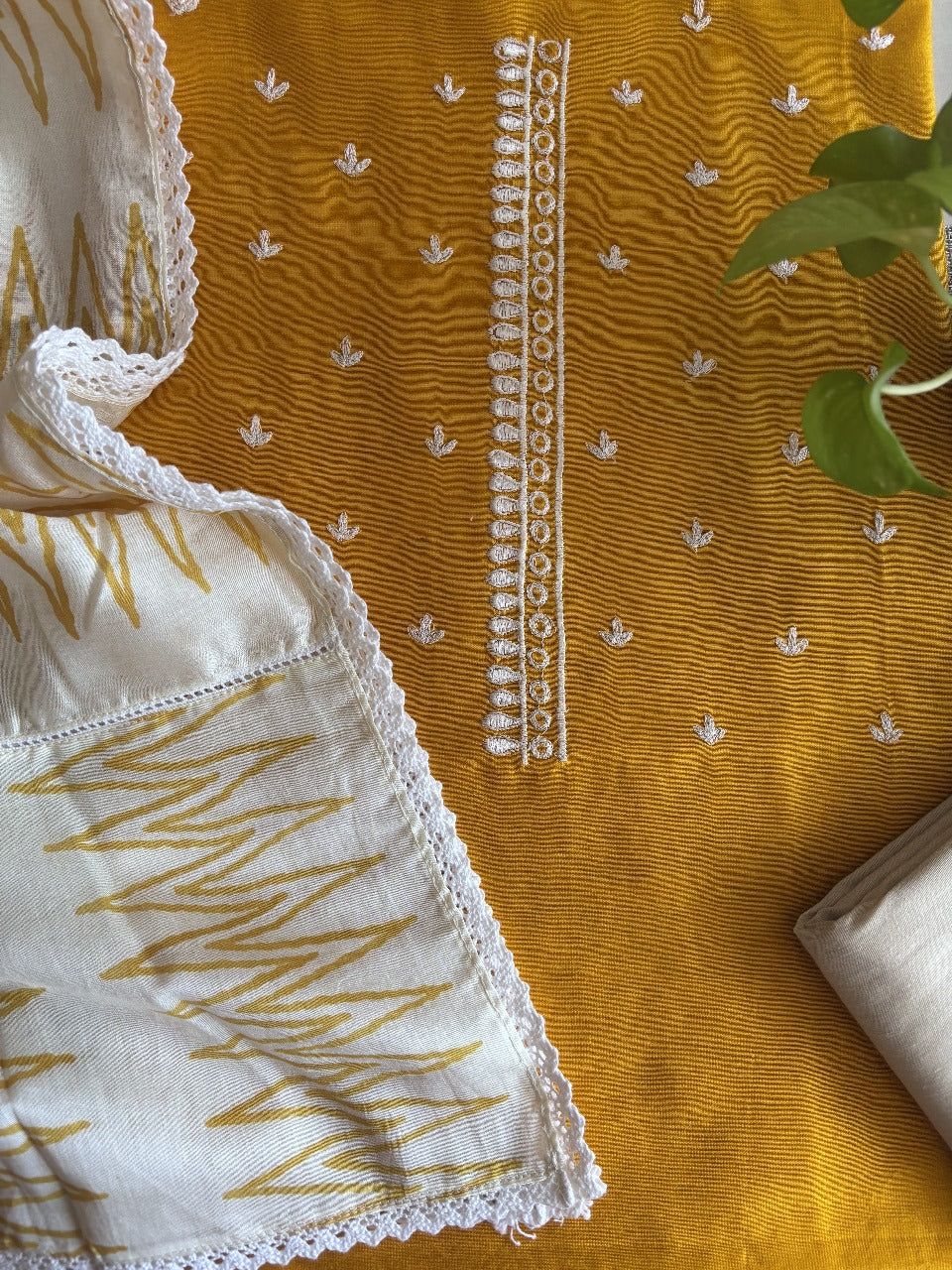 Chanderi Dupatta with Silk Cotton Unstitched Set – Yellow & Off White