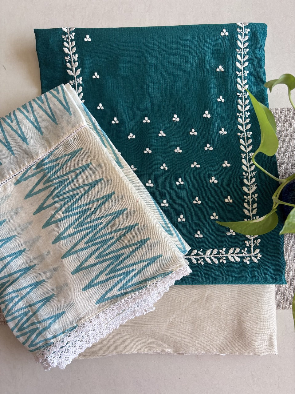Chanderi Dupatta with Silk Cotton Unstitched Set – Teal & Off-White